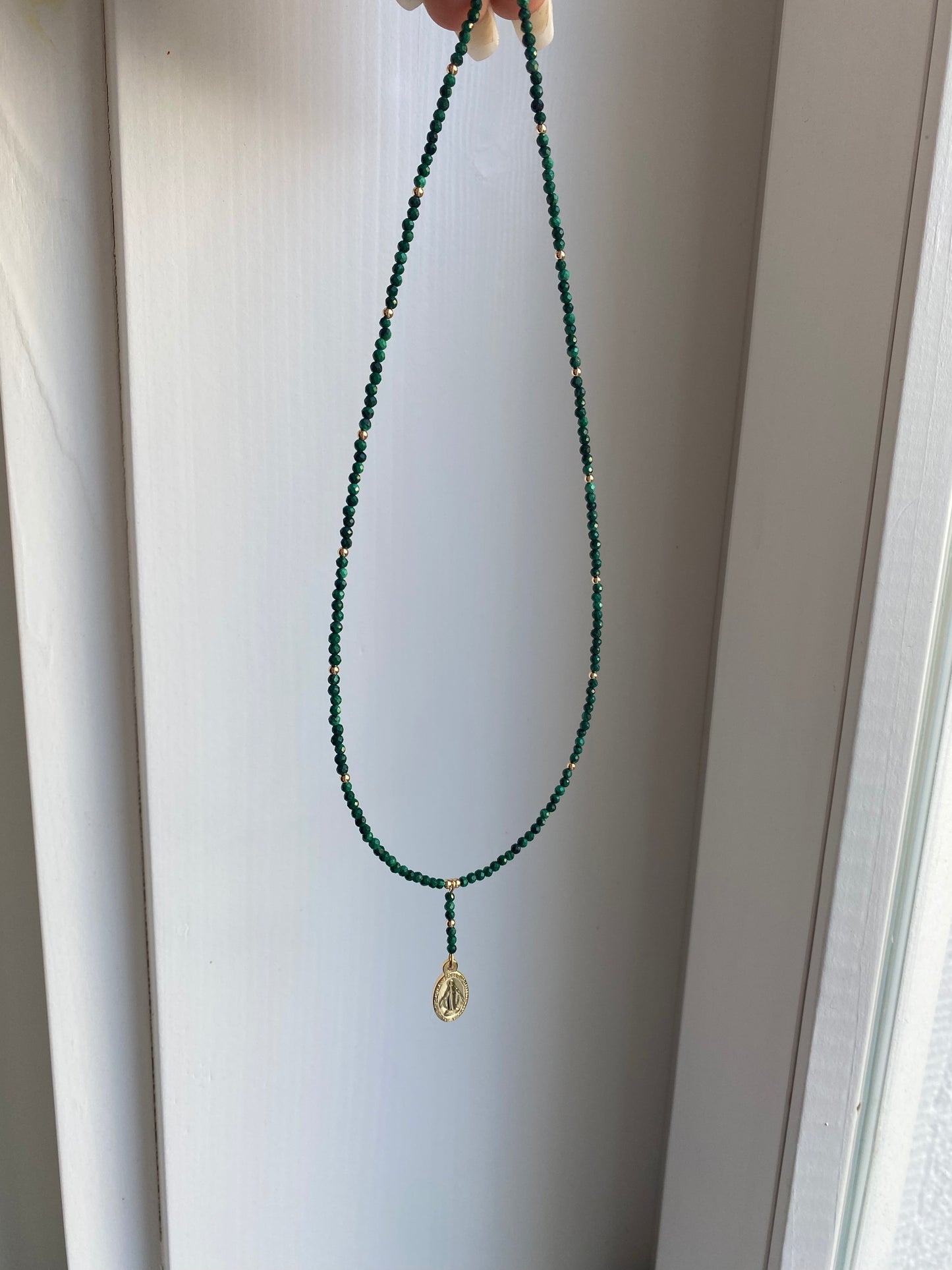 Choker do výstřihu z Malachitu