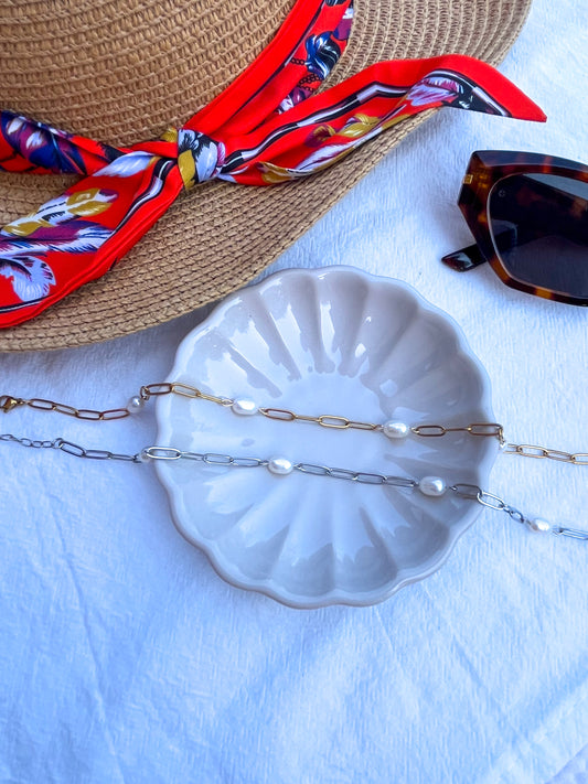 Řetízkový náramek na kotník s říčními perlami