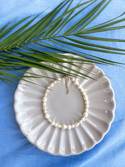 Náramek na kotník mix říčních perel