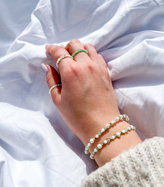 Zeleno perlový náramek