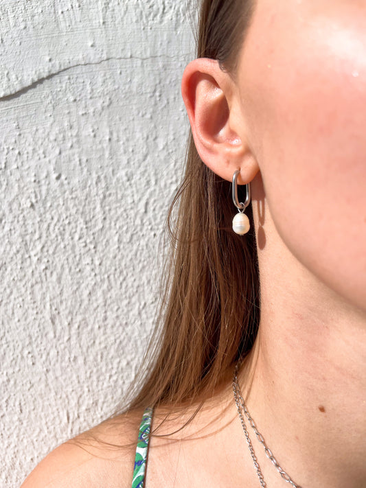 Hranaté náušnice s říční perlou