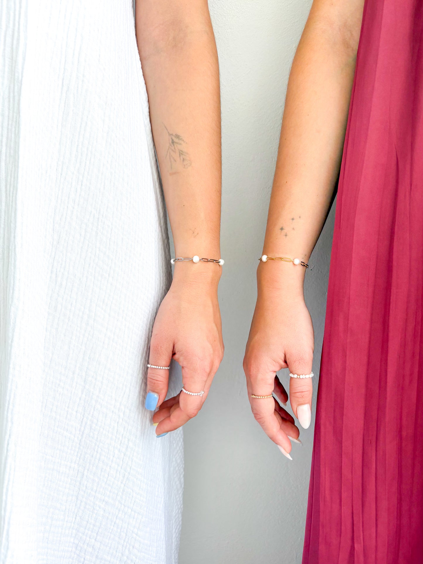 Řetízkové náramky s říčními perlami