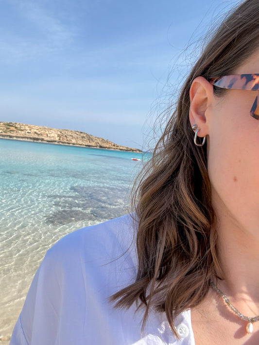 Hranaté náušnice z nerezové oceli