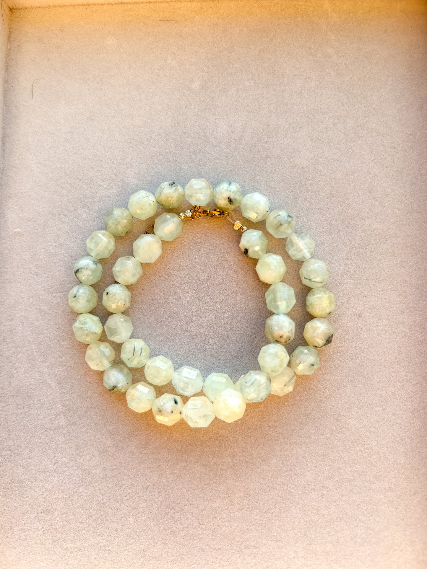 Náhrdelník z Prehnitiu