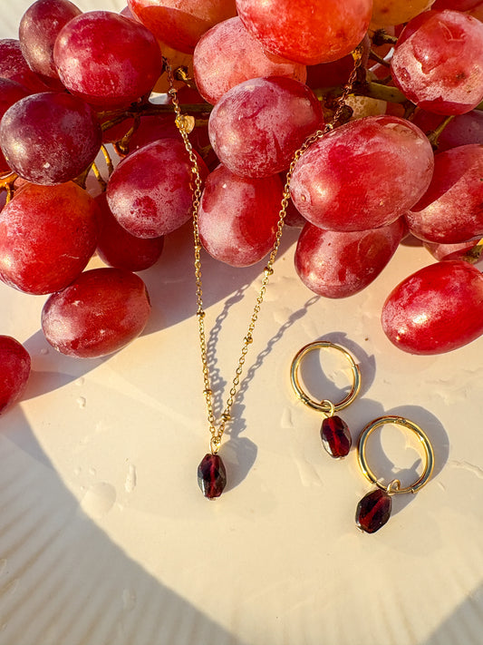 Set řetízku a náušnic s minerálem Granát