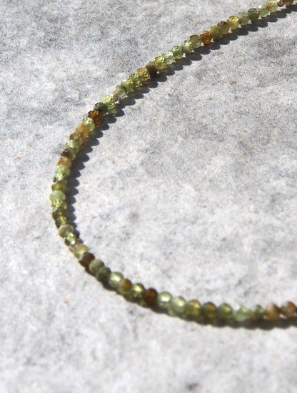 Choker ze zeleného Granátu