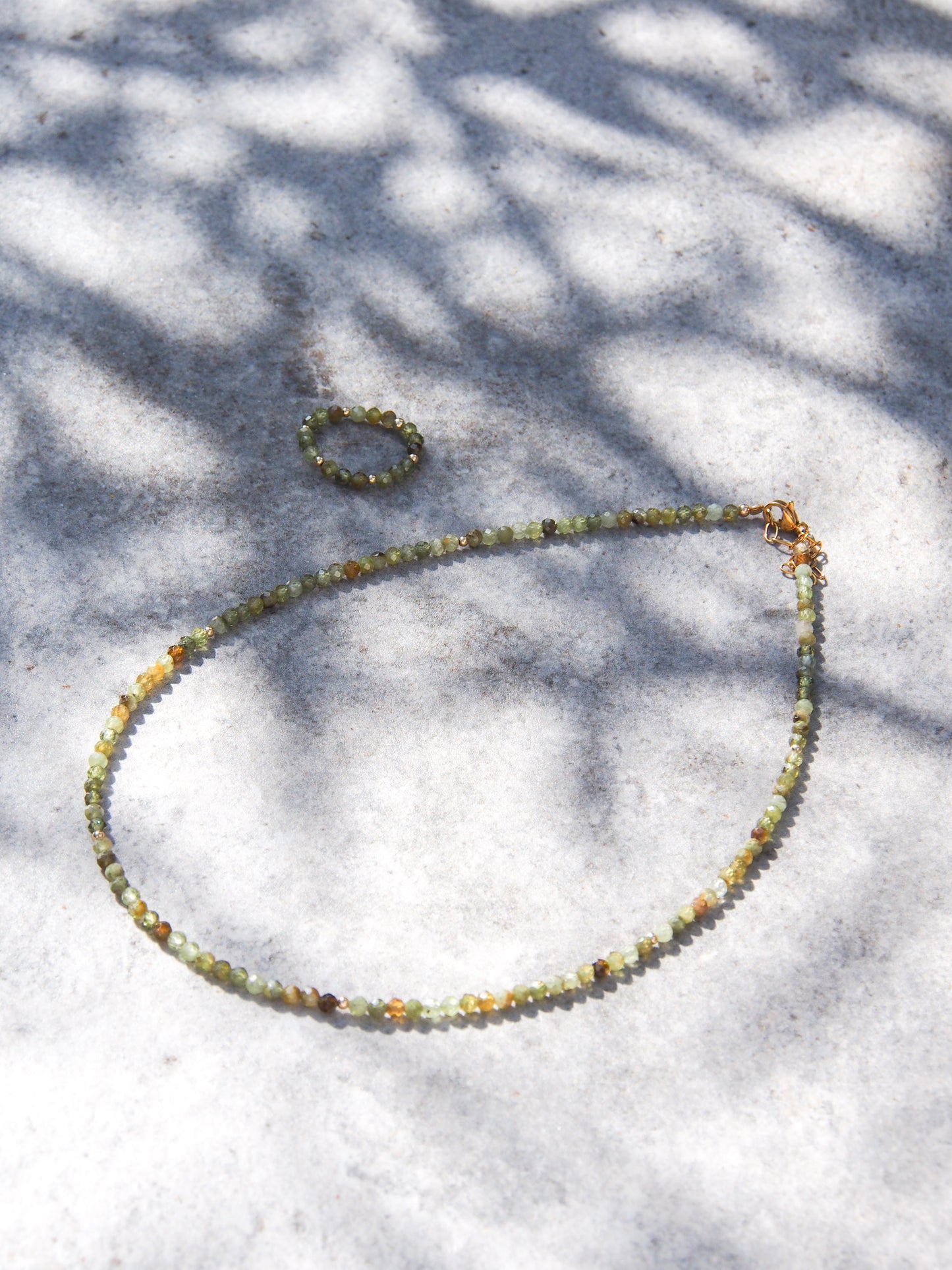 Choker ze zeleného Granátu