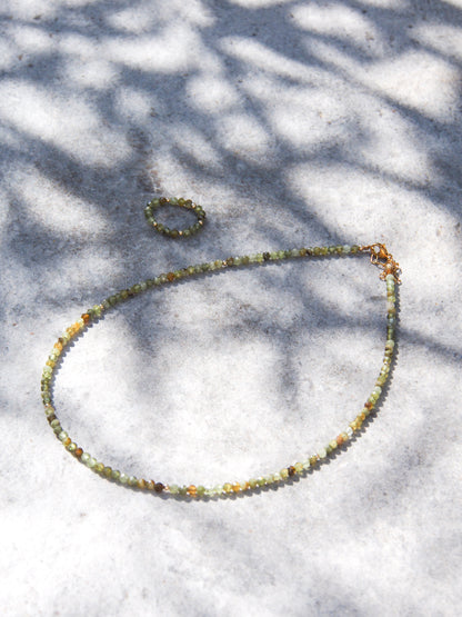 Choker ze zeleného Granátu